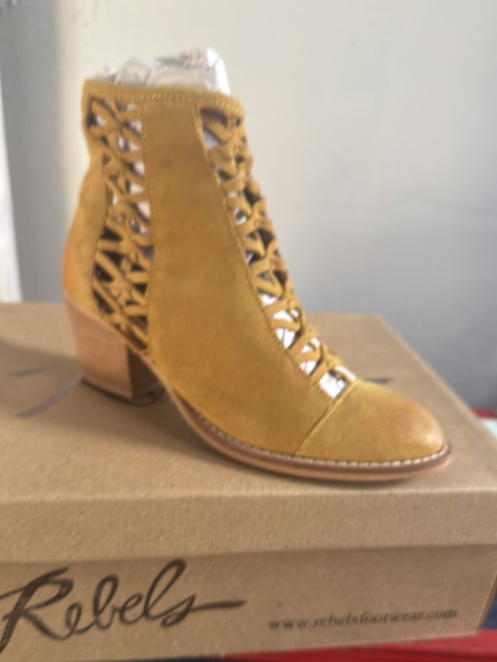 Rebels  "Gelsey" Wedge Booties, Sz 6.5
